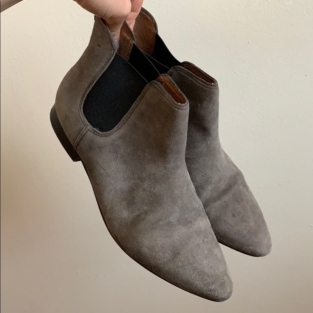 Pointy toe suede ankle boots